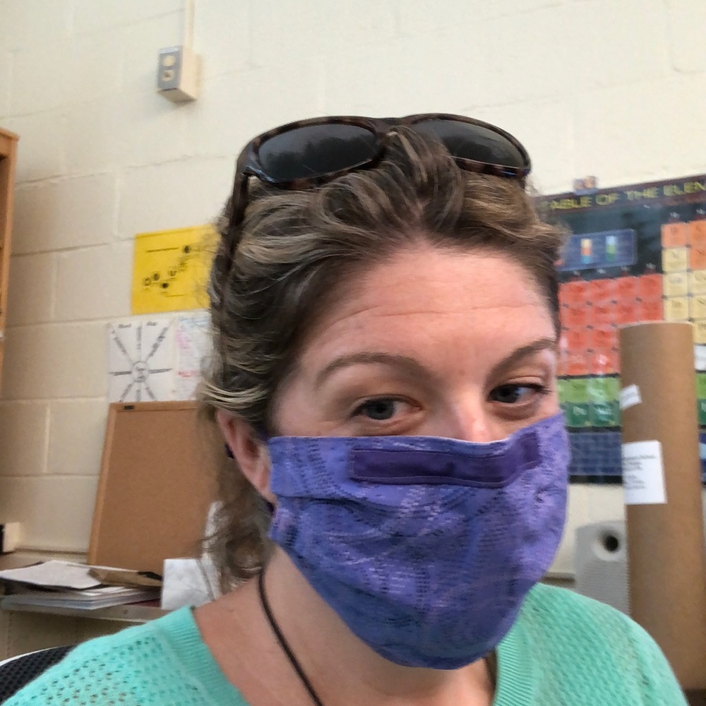 Meet your Posher, Laura